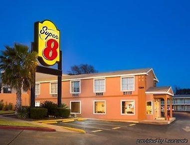 Super 8 By Wyndham Austin Downtown/Capitol Area Motel Bagian luar foto